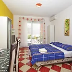 In Apartman *